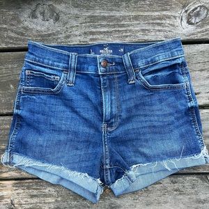 Women’s Hollister jean shorts size 3